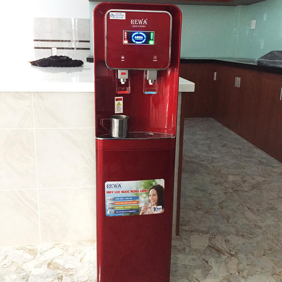 Máy lọc nước nóng lạnh REWA